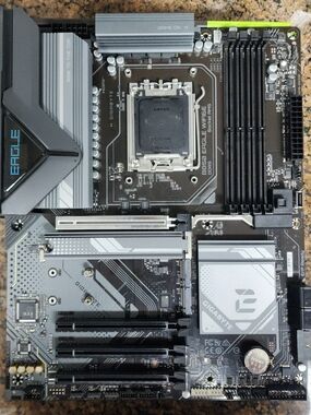 Black ATX 24-Pin Motherboard Power Connector (PC Mainboard)